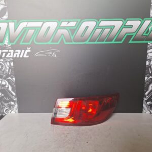 Renault Clio 4 2014 zadnja desna luč 265502631R