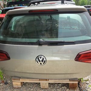 VW Golf 7 2019 prtljažna vrata prtljažnika