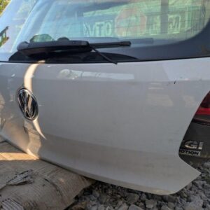 VW Polo 2010 prtljažna vrata prtljažnika