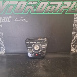 Ford Focus 2012 Kontrolna plošča radio BM5T18K811DE