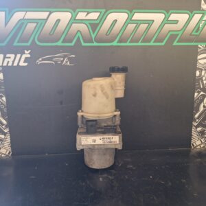 Dacia Duster 2012 1.6 16V Servo črpalka 491107773R