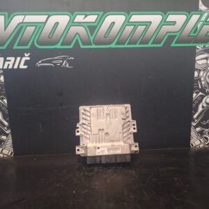 Peugeot 5008 2015 1.6 HDi 84 KW motorni računalnik ECU 9811651980