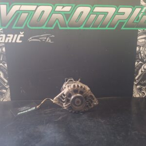 Hyundai i30 2008 1.4 B 80 KW Alternator 373002B101